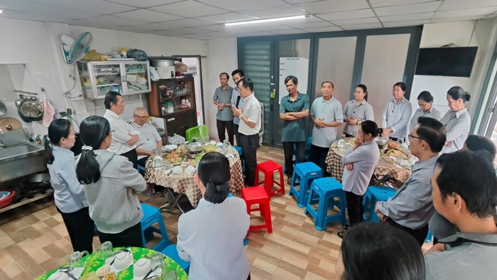 Mừng tuổi Anh Tổng, dư lễ  ngày Đời Sống Thánh Hiến 02/02 và Tất Niên